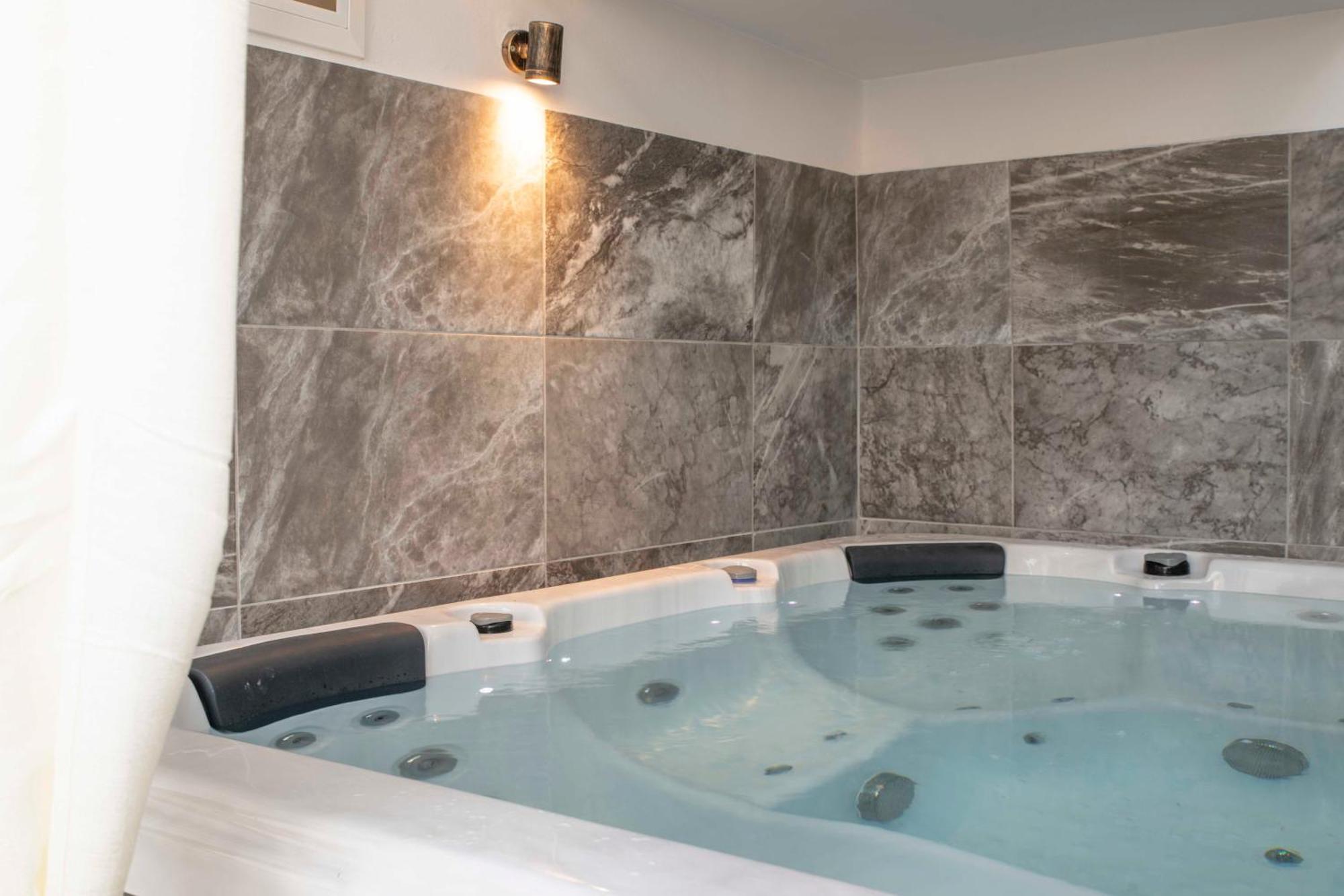 קמילרי Kleopatra Deluxe Apartment With Jacuzzi מראה חיצוני תמונה